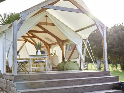 Galleries/Glamping/25-Magic-Cottages-Glamping-Tent-open.jpg